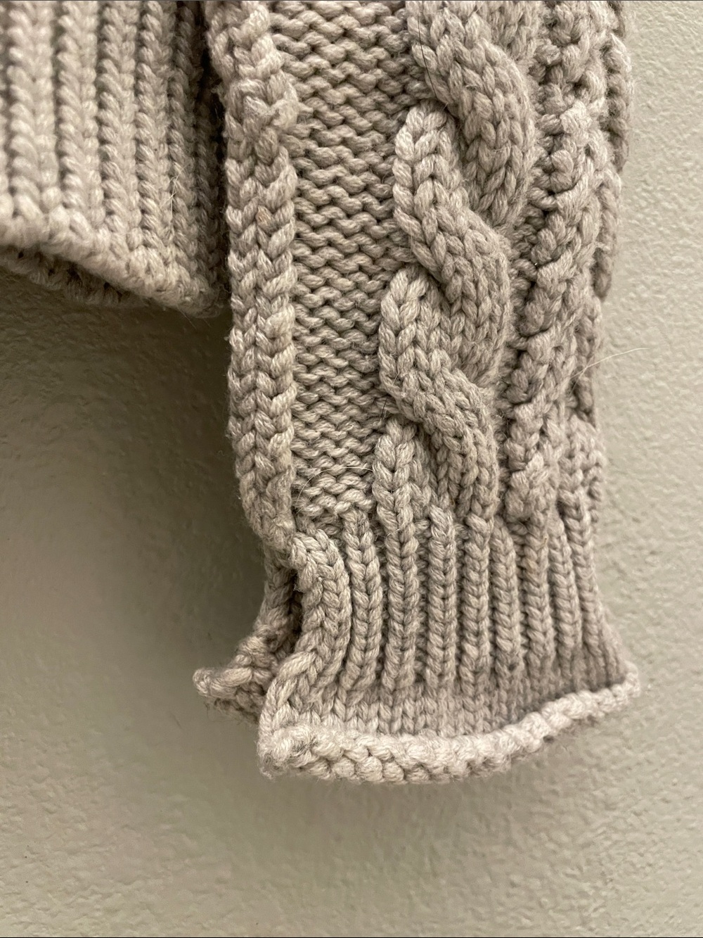 G label goop wool cashmere mock neck cable knit puff sleeve sweater - Picture 5 of 13